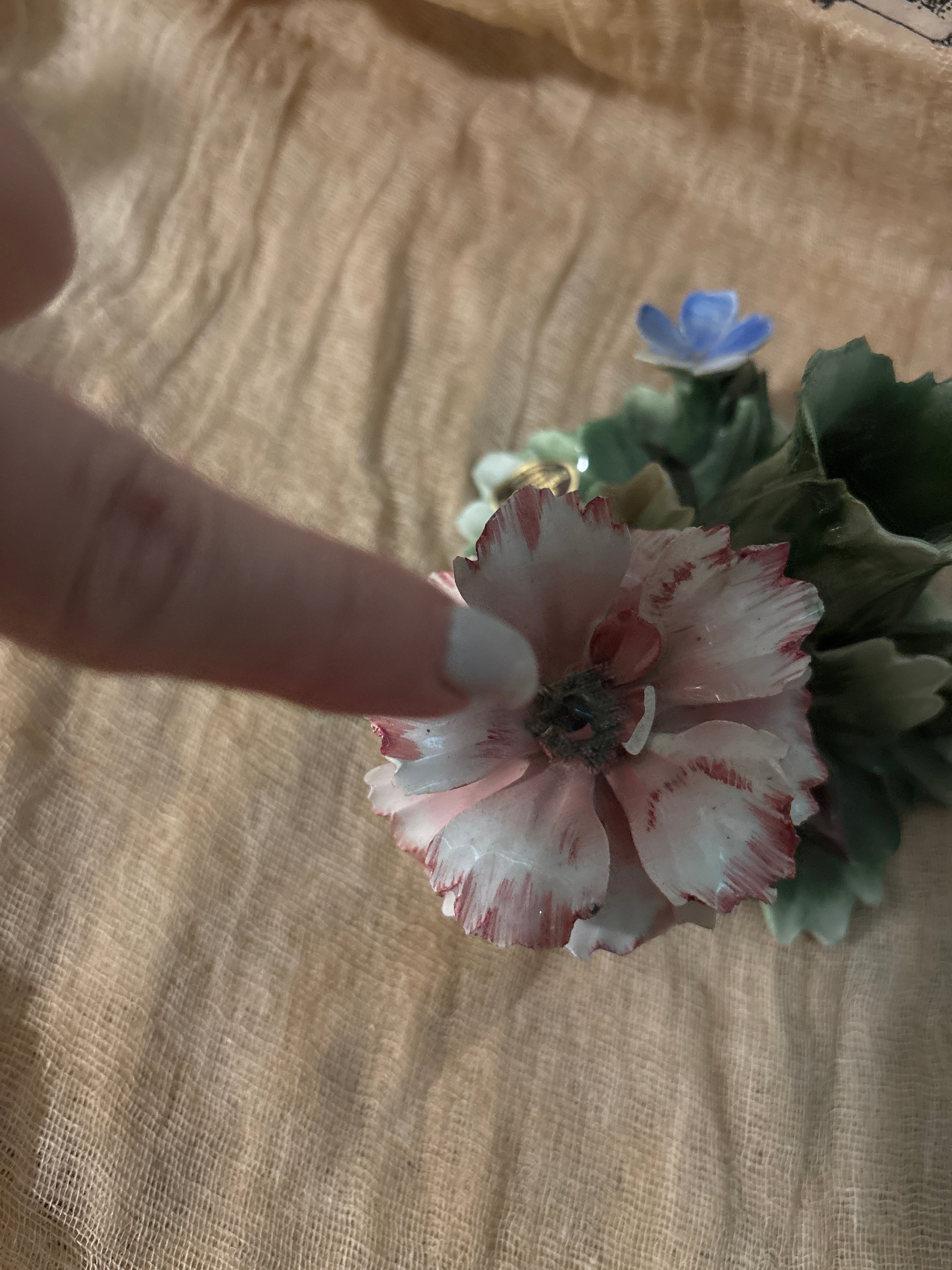 Vintage  Nuova capodimonte candle holder