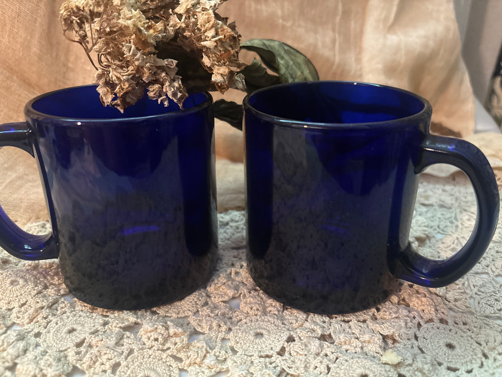 Vintage  set Anchor Hocking mug cobalt blue glass coffee mugs
