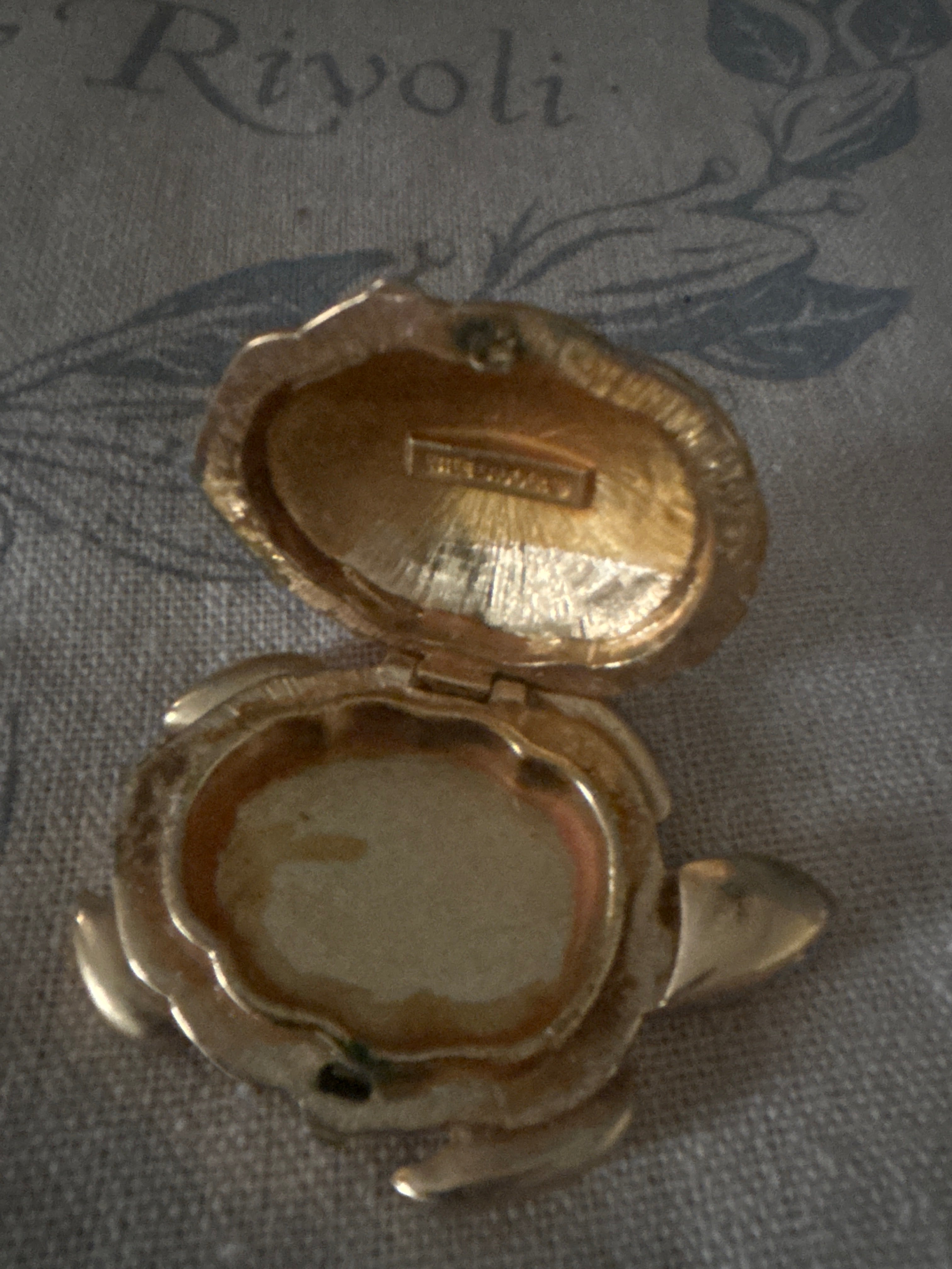 Estee Lauder  vintage Compact Perfume Green And Gold