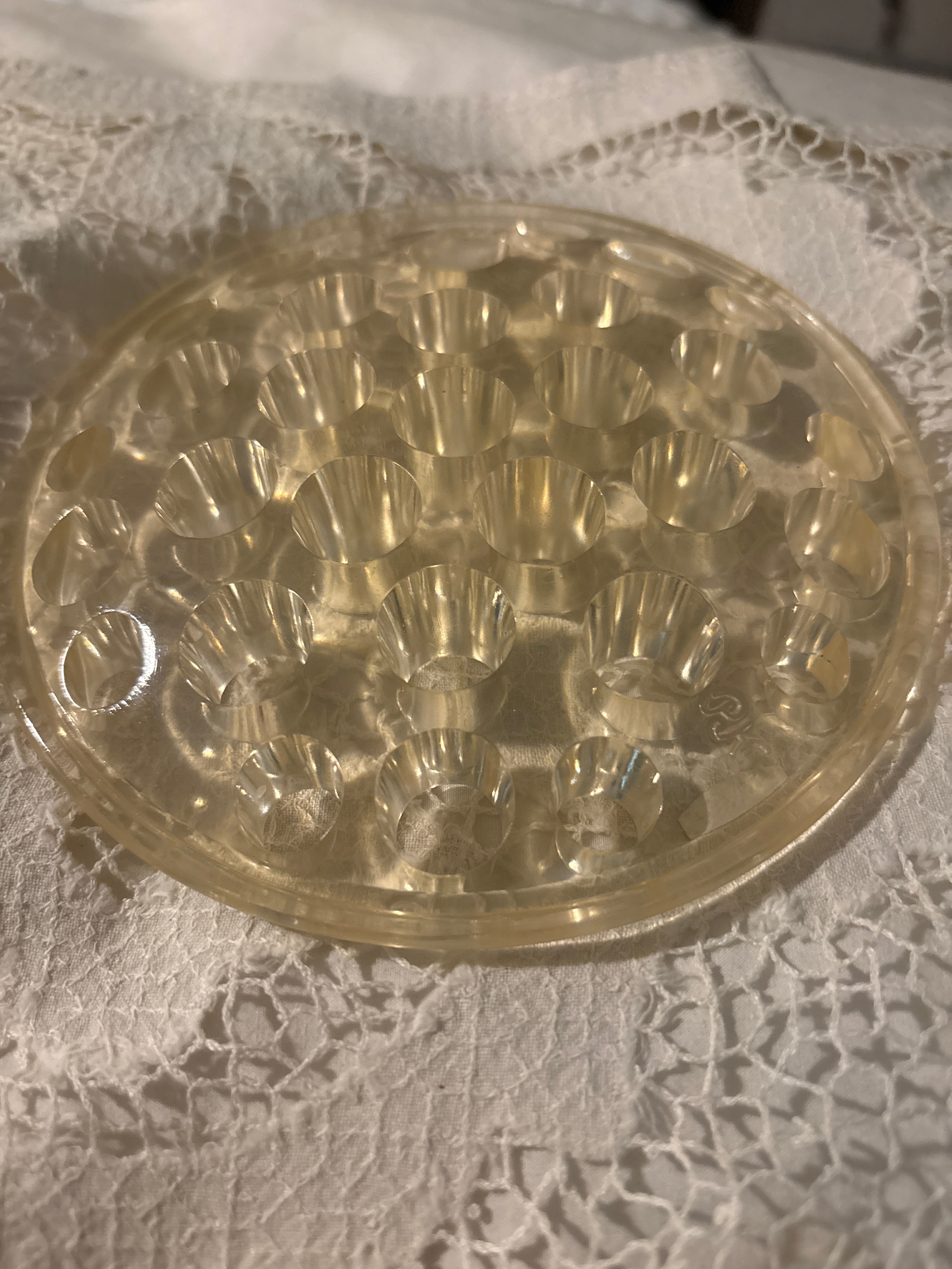 Flower frog plastic 32 holes