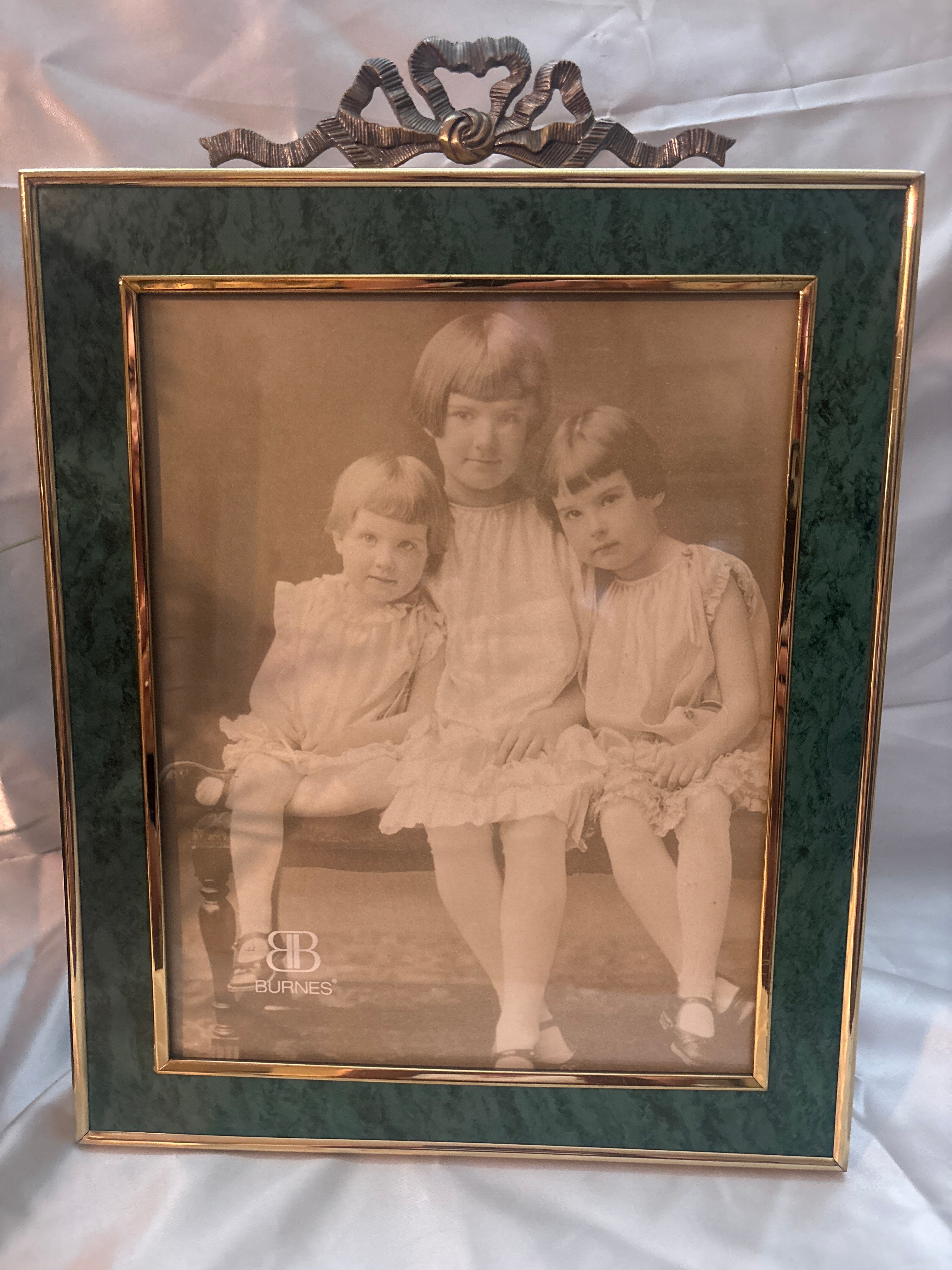 Vintage Burnes picture Frame
