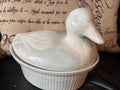 Vintage California White Nesting Duck 
·

·
Condition: Preowned
