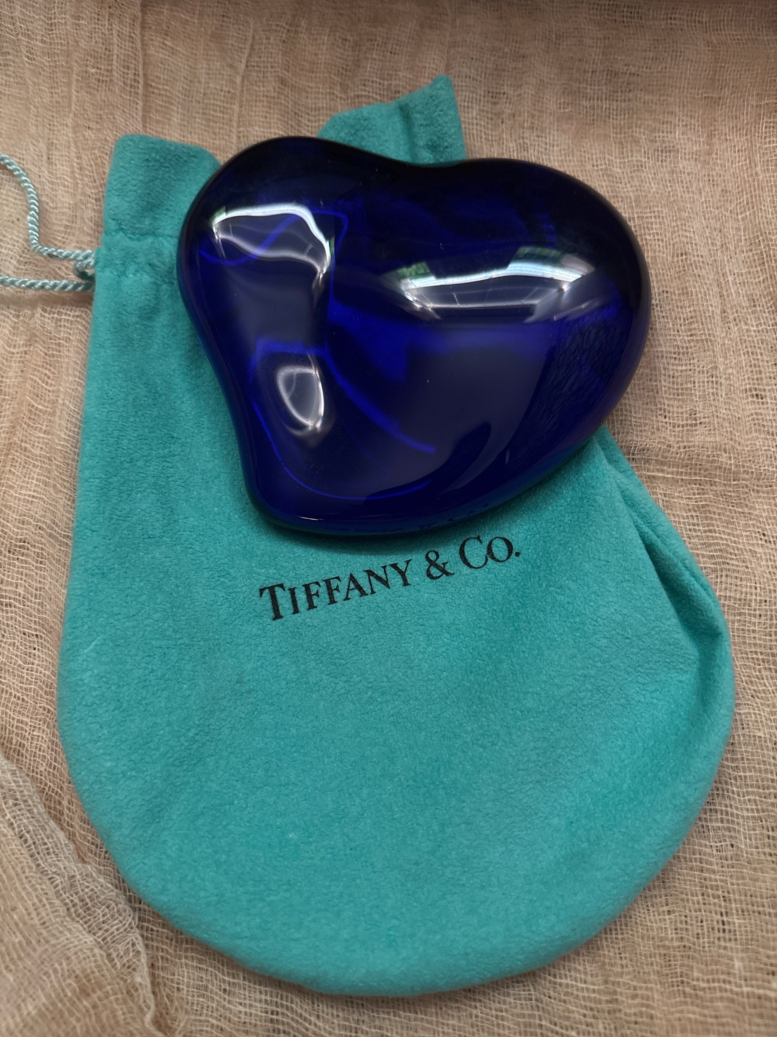 Tiffany and Co x Elsa Peretti colbalt blue heart paperweight