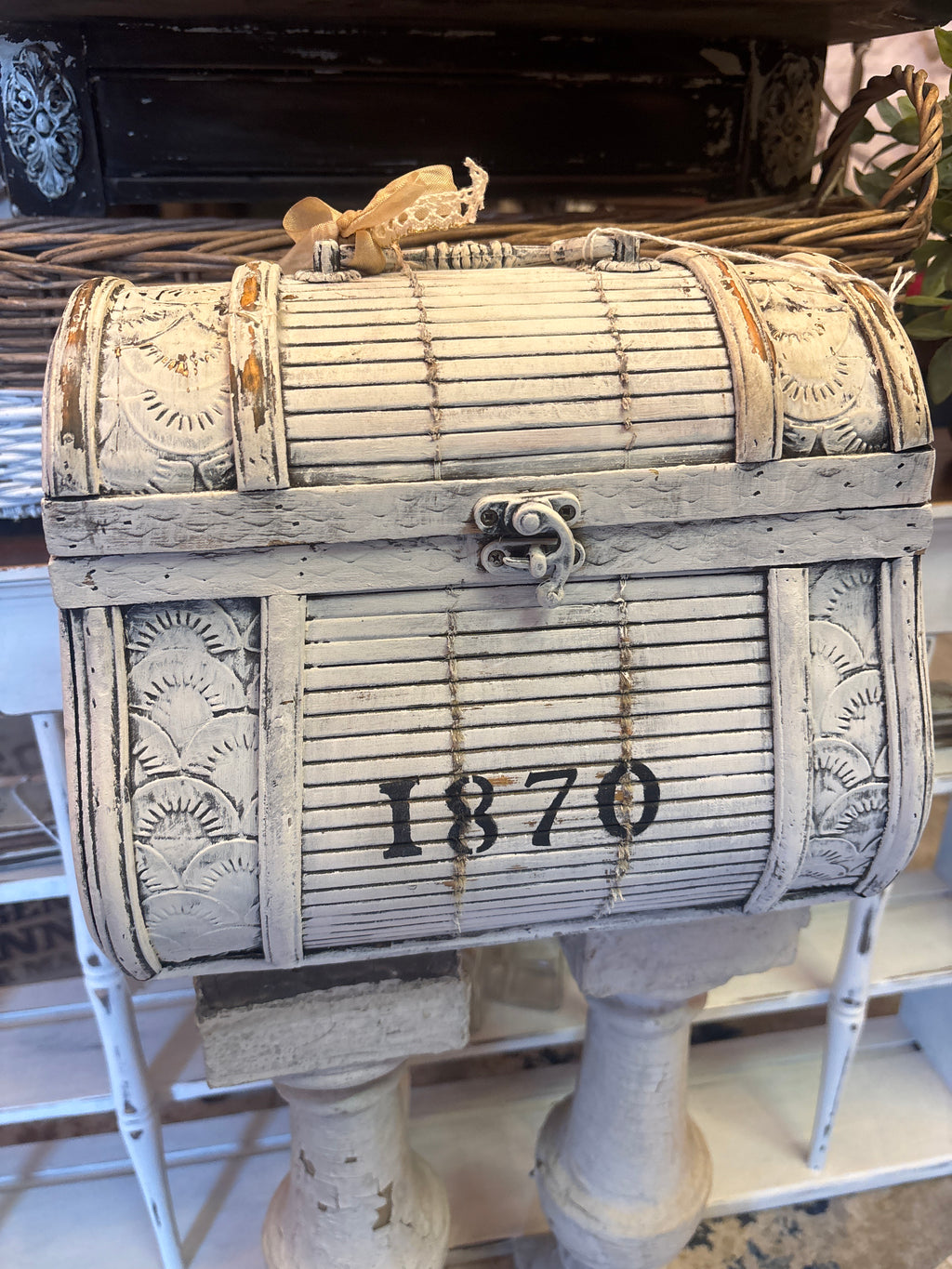 Vintage bamboo Sm trunk