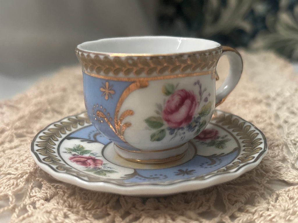 Vintage mini victorias Garden