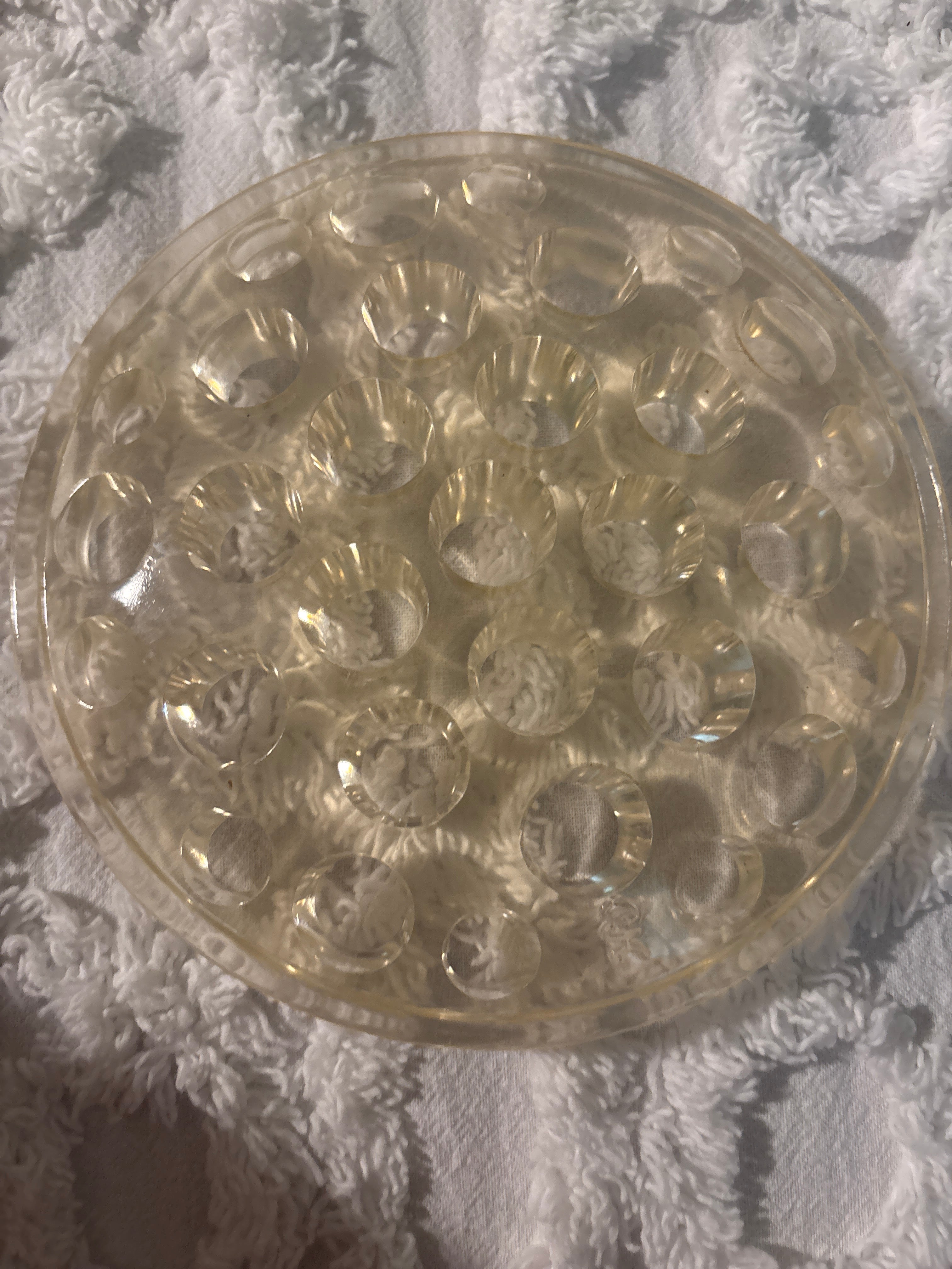 Flower frog plastic 32 holes
