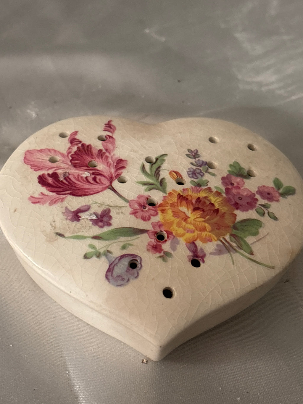 Vintage INARCO Porcelain HEART POMANDER  Floral Japan