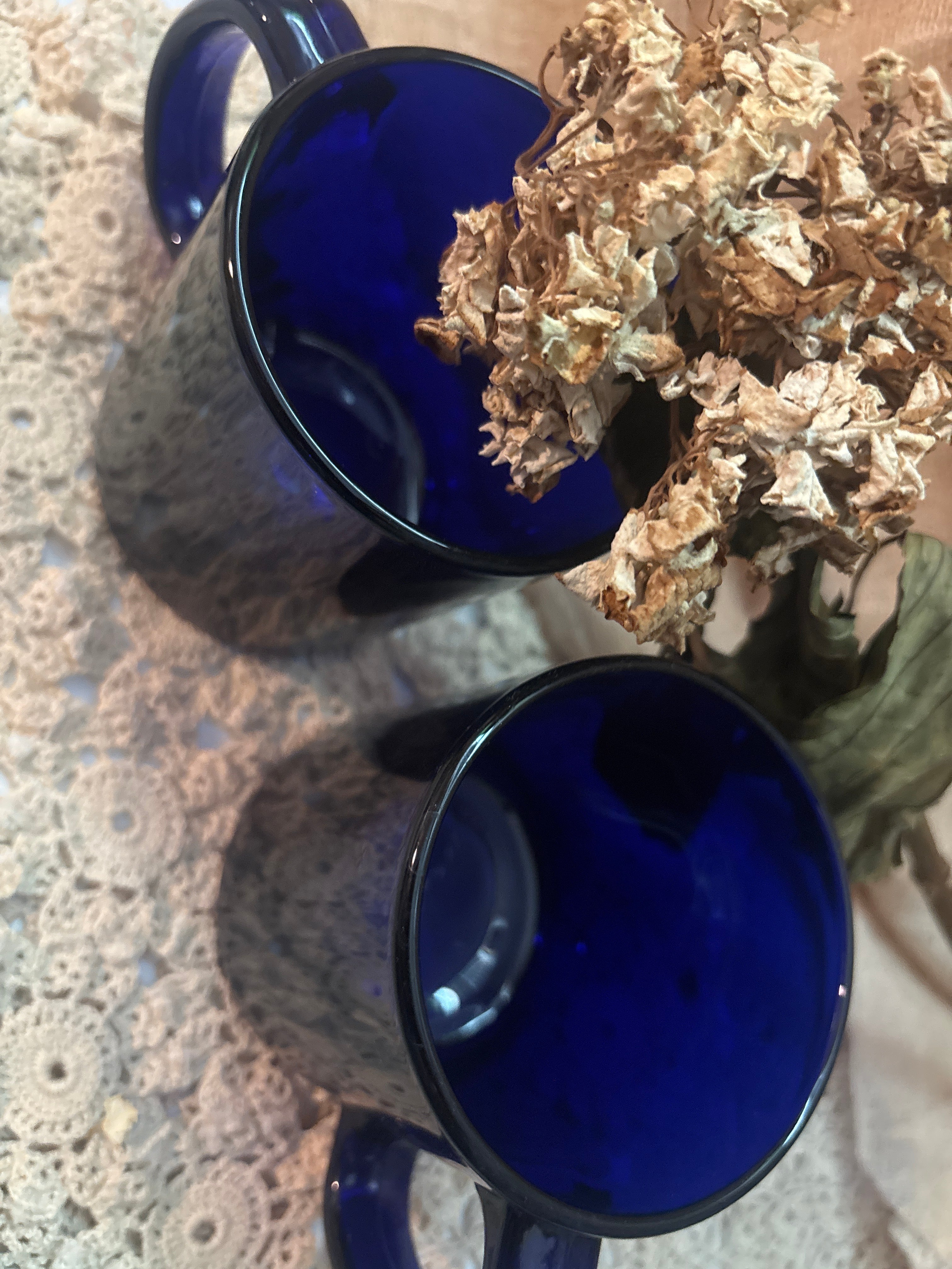 Vintage  set Anchor Hocking mug cobalt blue glass coffee mugs
