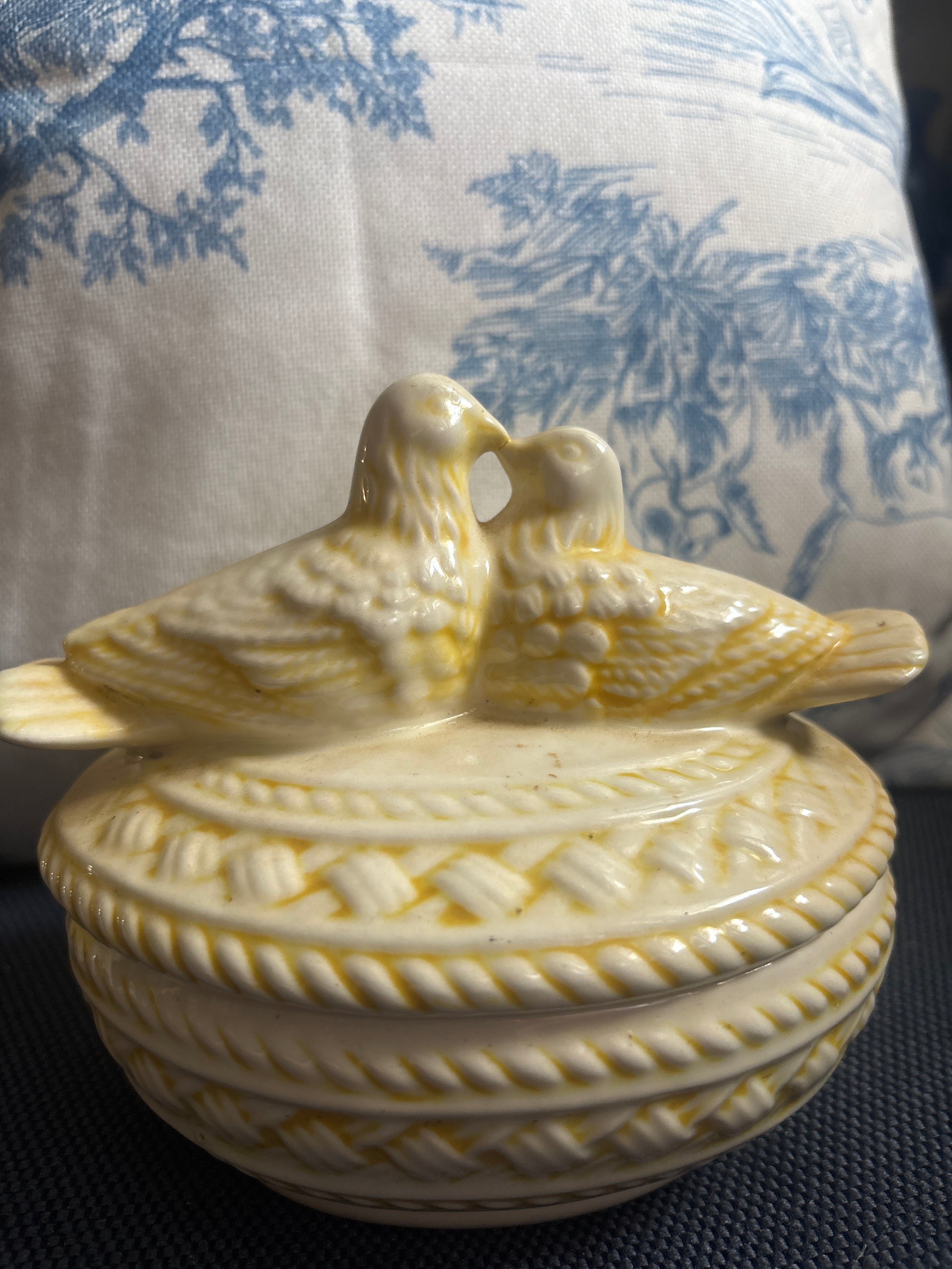 Vintage Ceramic Lovebirds Lidded Trinket Box