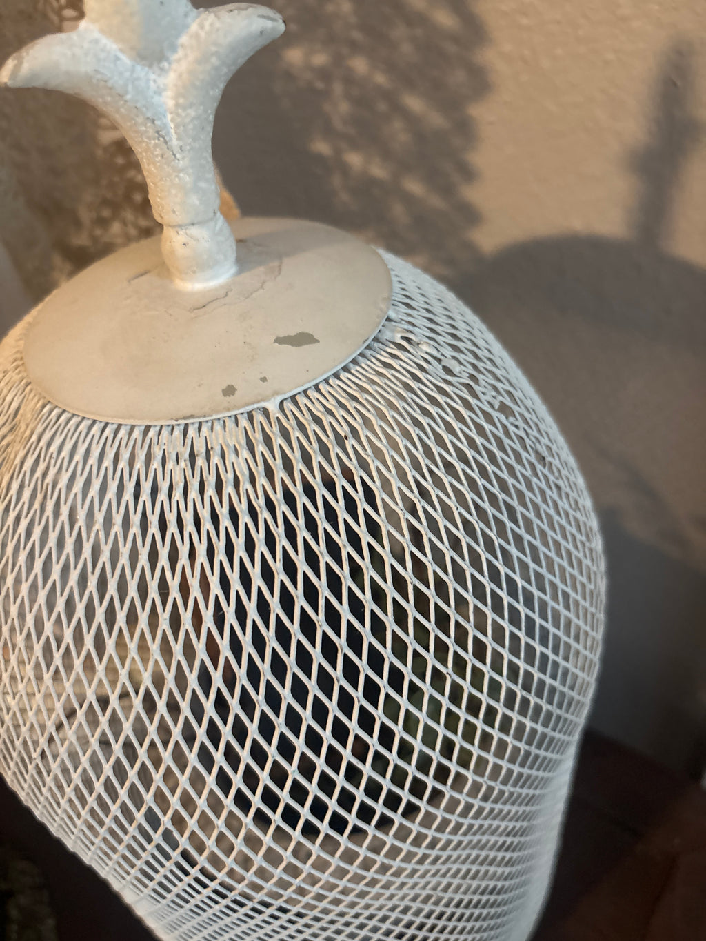 CLOCHE STYLE WIRE MESH CANDLE