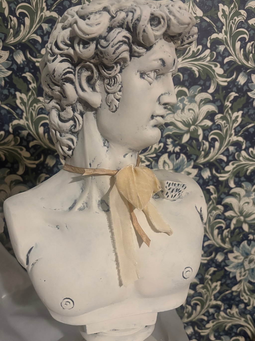 Vintage large bust David