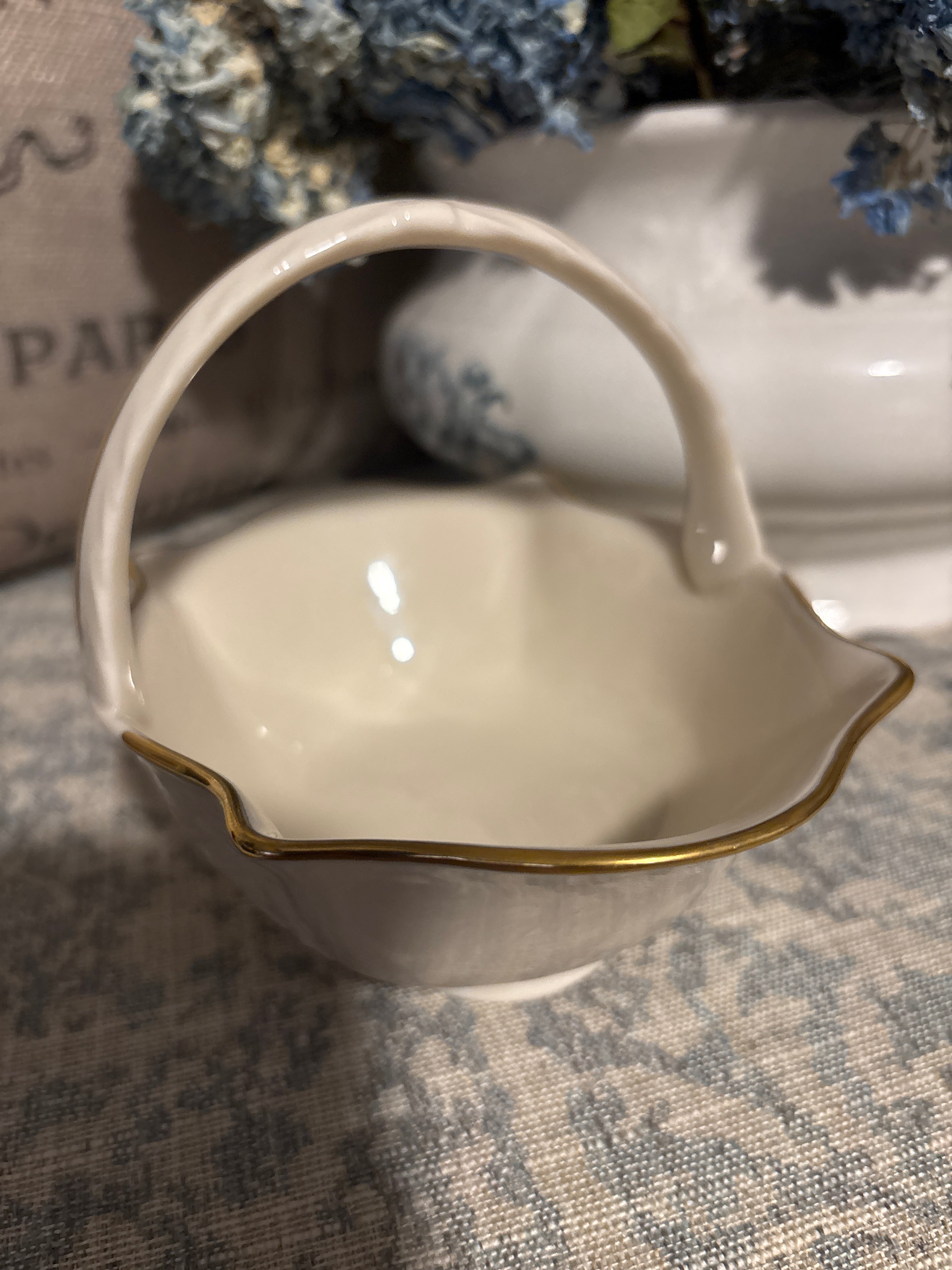 Lenox  vintage Porcelain Basket with 24K Gold Trim